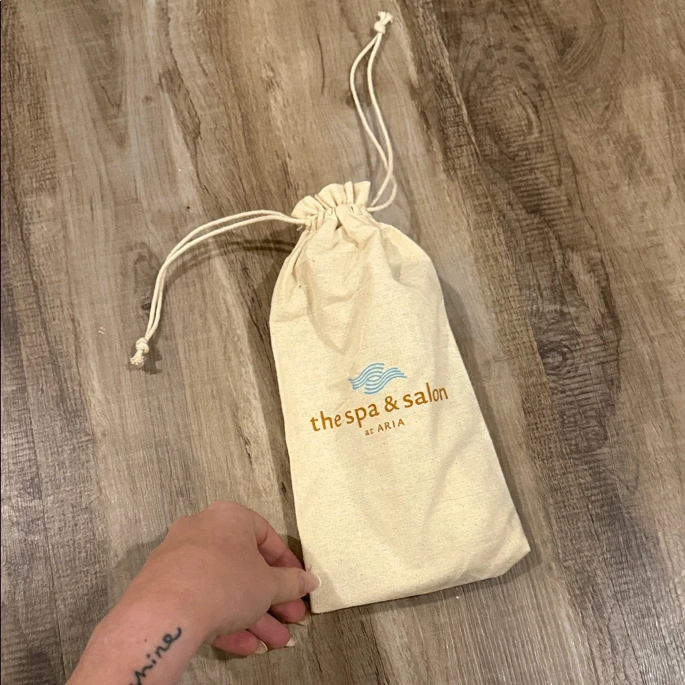 Never used The Spa & Salon at Aria Natural Canvas Drawstring Pouch